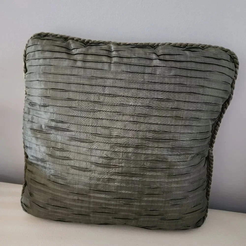 Vintage Throw Pillow 17x17 1960's Mid Century Textured Green